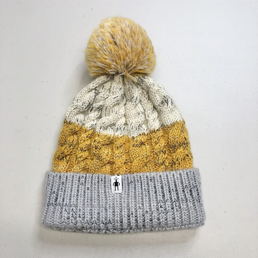SMARTWOOL Isto Retro Beanie Honey Gold Pom Wool Chunky Cable Knit SW011500